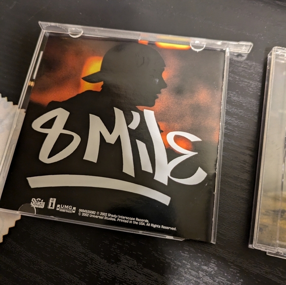 8 Mile Soundtrack CD - Black and Orange - Picture 5 of 6